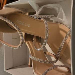 Soda blush rhinestone heels size 7.5 never worn